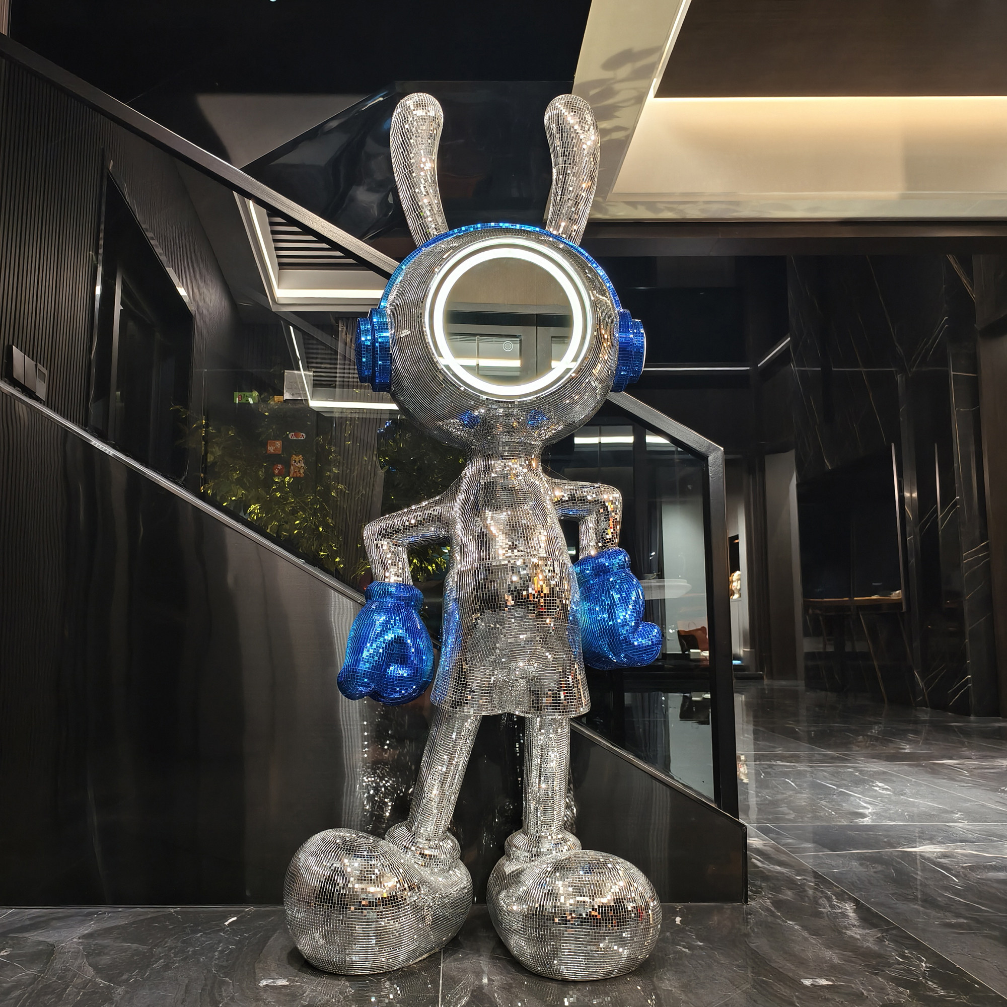 Space Rabbit Mickey Floor Stan - Lighting Decor Company recensie en prijs